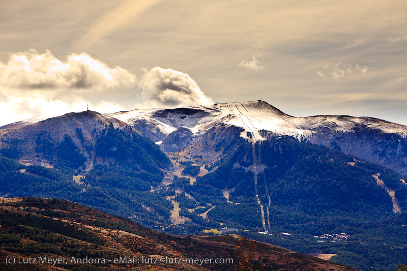 Autumn landscape of Serra Moixero, Cerdanya, Catalunya