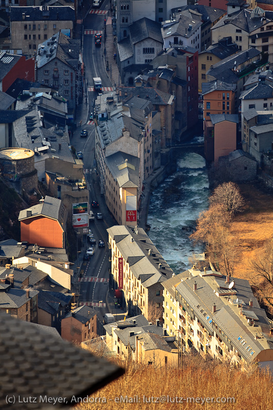 Andorra: City views on Escaldes